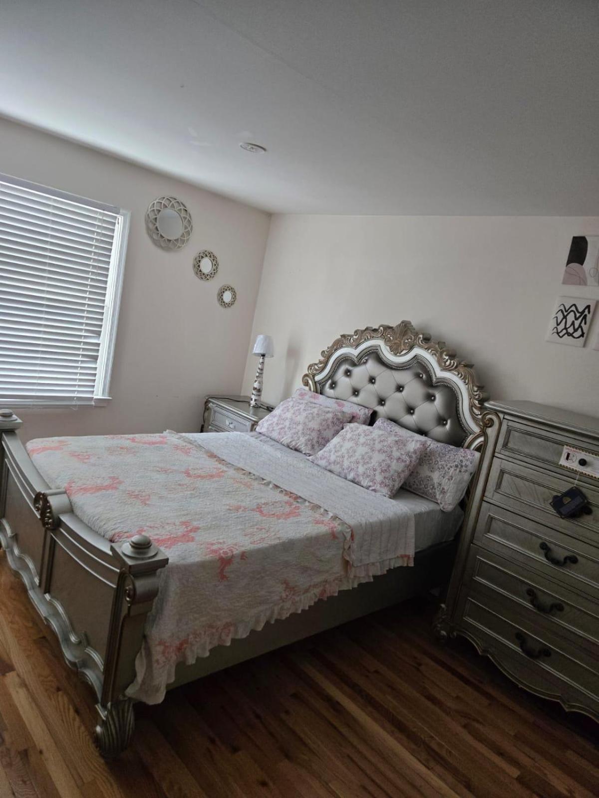 גרינבלט Special Rate Worthy Posh And Magnificent 4 Bedrooms And Two & Half Bath מראה חיצוני תמונה