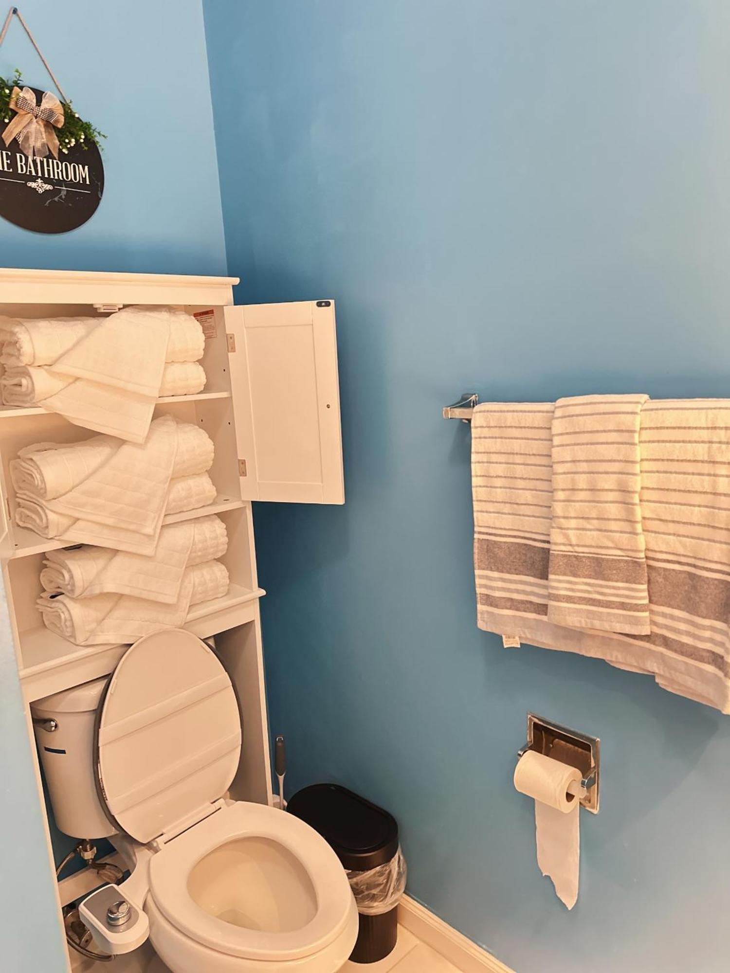 גרינבלט Special Rate Worthy Posh And Magnificent 4 Bedrooms And Two & Half Bath מראה חיצוני תמונה