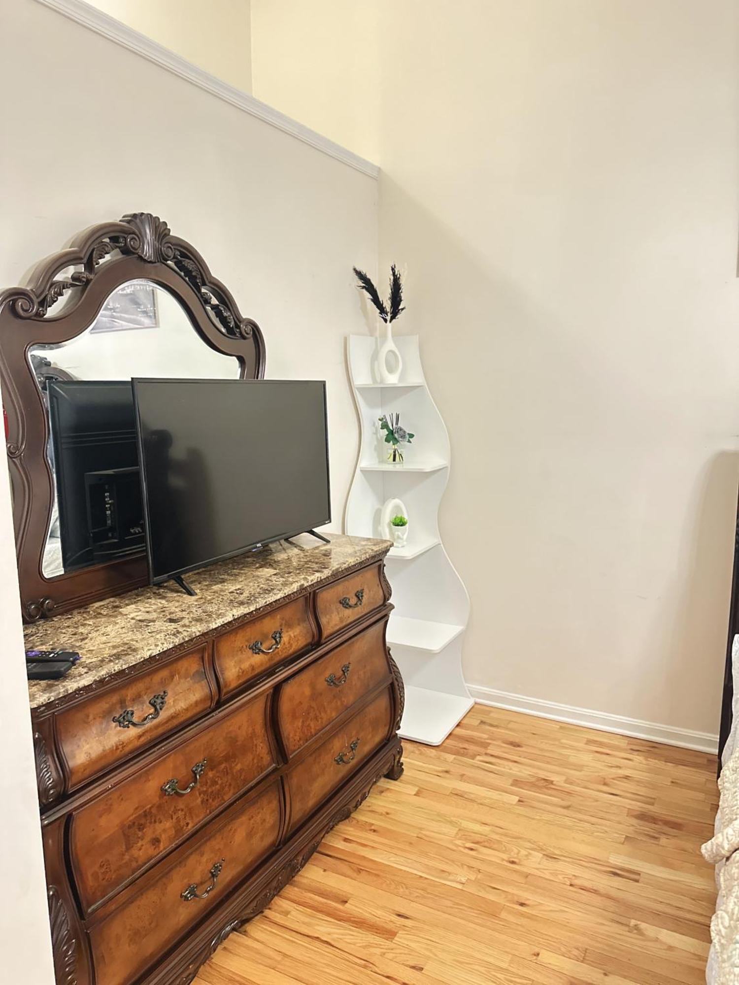 גרינבלט Special Rate Worthy Posh And Magnificent 4 Bedrooms And Two & Half Bath מראה חיצוני תמונה