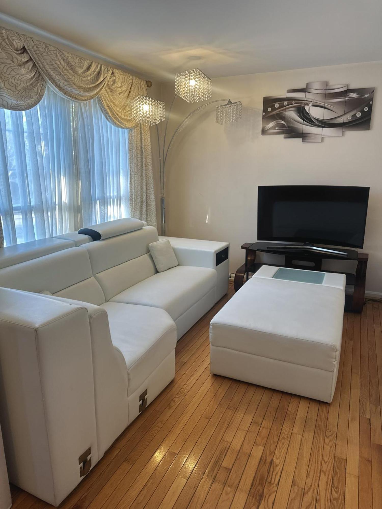גרינבלט Special Rate Worthy Posh And Magnificent 4 Bedrooms And Two & Half Bath מראה חיצוני תמונה